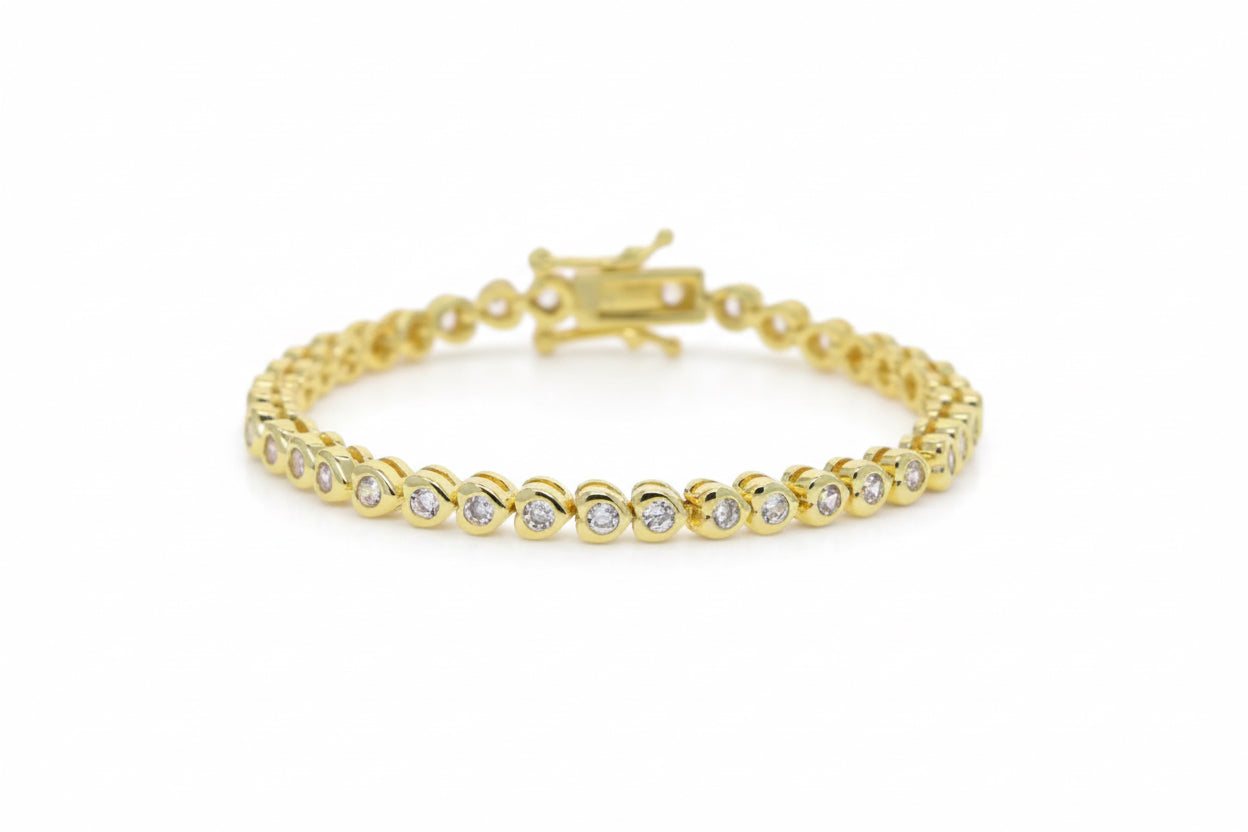Mini heart bracelet